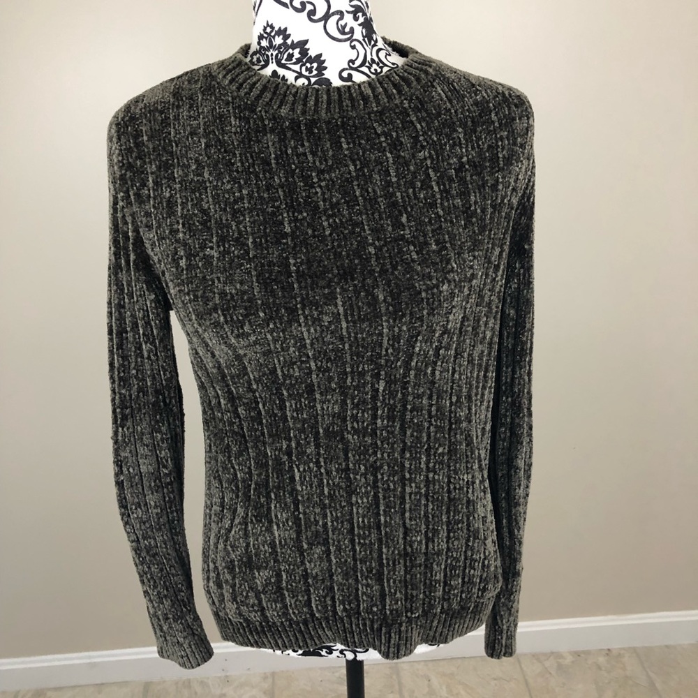 Romeo and Juliet couture green sweater